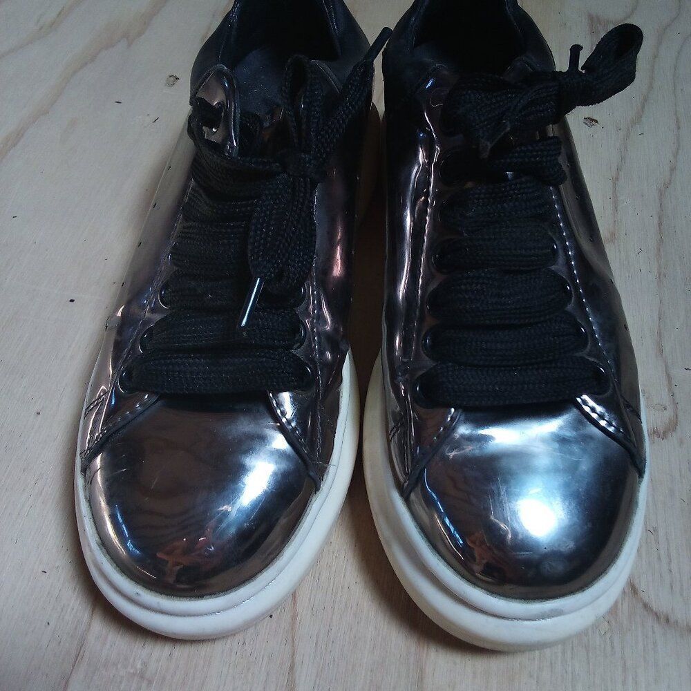 Alexander McQueen Metallic Low Rise Sneakers Shoes Women - Picture 8 of 9